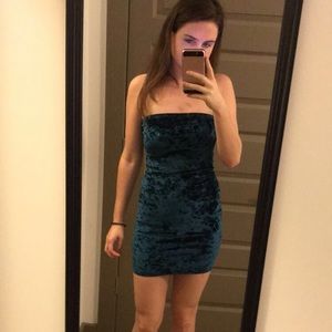 Velvet green bodycon